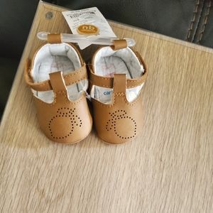 Carter NB girls shoes